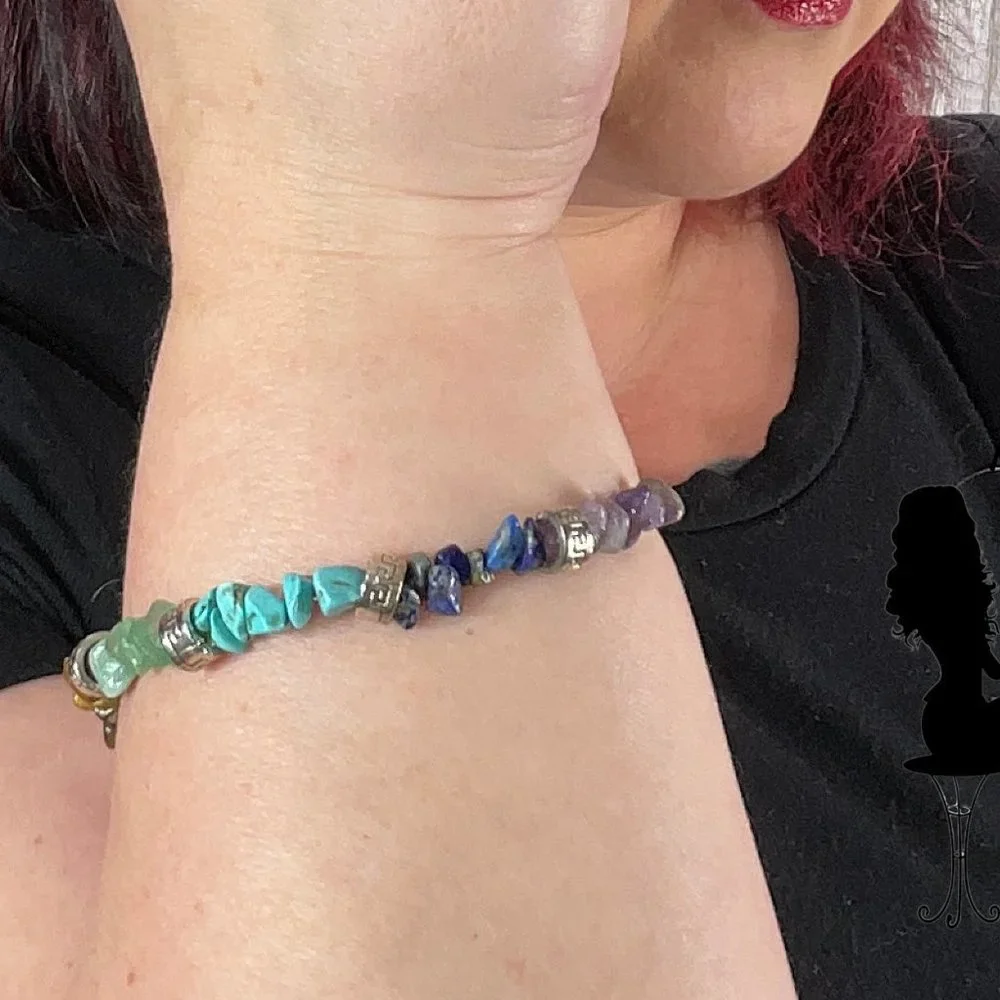 Stone Chip Rainbow Chakra Bracelet - Picture 3 of 3